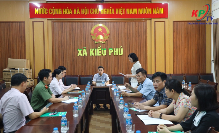 UBND xã Kiều Phú công bố Quyết định thành lập Ban đại diện Hội đồng quản trị Ngân hàng Chính sách xã hội xã và tiến hành họp phiên thứ nhất năm 2026.- Ảnh 1.