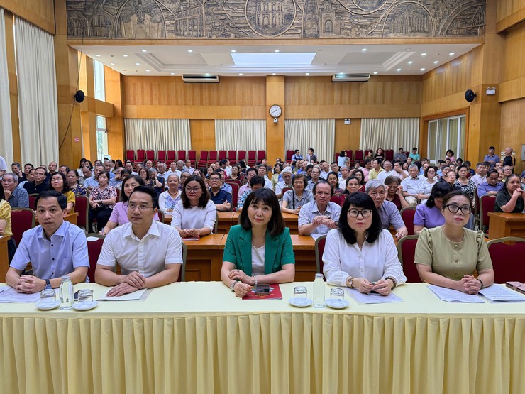 Đảng ủy phường Hoàn Kiếm đã tổ chức 93 điểm cầu tiếp sóng trực tuyến Hội nghị toàn quốc nghiên cứu, học tập và quán triệt Nghị quyết Hội nghị lần thứ hai Ban Chấp hành Trung ương Đảng khóa XIV- Ảnh 1.