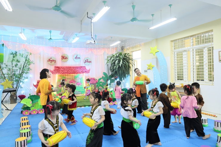 Sôi nổi Hội thi giáo viên dạy giỏi cấp học mầm non xã Quảng Bị năm học 2025–2026 tại Trường Mầm non Quảng Bị và Trường Mầm non Lam Điền- Ảnh 5.