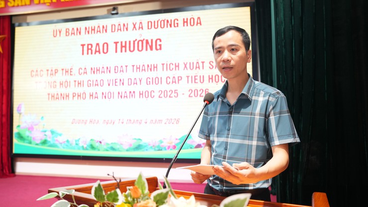 UBND xã tuyên dương 02 tập thể và 03 cá nhân có thành tích xuất sắc trong Hội thi giáo viên dạy giỏi cấp Tiểu học Thành phố năm học 2025-2026 - Ảnh 2.