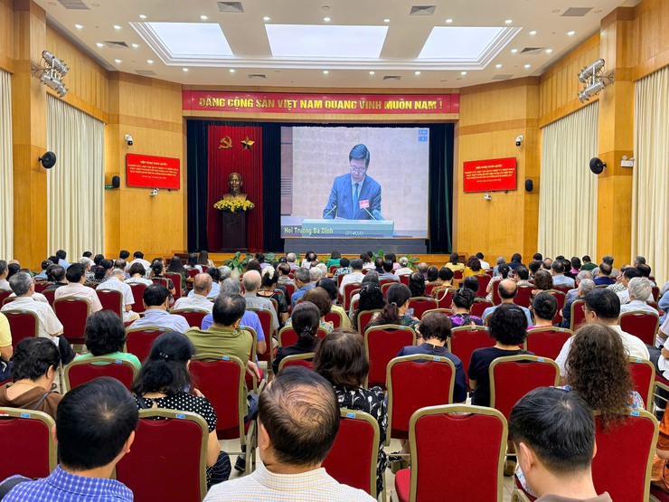 Đảng ủy phường Hoàn Kiếm đã tổ chức 93 điểm cầu tiếp sóng trực tuyến Hội nghị toàn quốc nghiên cứu, học tập và quán triệt Nghị quyết Hội nghị lần thứ hai Ban Chấp hành Trung ương Đảng khóa XIV- Ảnh 2.