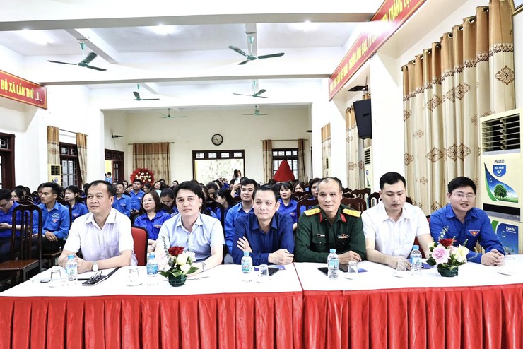 TUỔI TRẺ HÒA XÁ TỰ HÀO TIẾP BƯỚC TRUYỀN THỐNG – SÔI NỔI KỶ NIỆM 95 NĂM NGÀY THÀNH LẬP ĐOÀN TNCS HỒ CHÍ MINH- Ảnh 2.