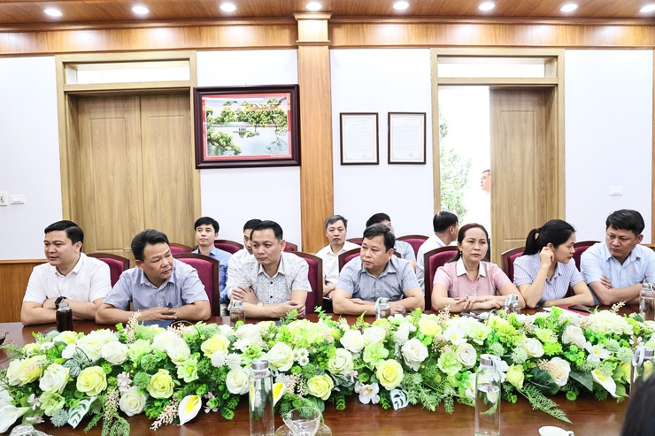 XÃ HOÀ XÁ TIẾP SÓNG HỘI NGHỊ TRỰC TUYẾN GIAO BAN QUÝ I/2026 CỦA THÀNH UỶ HÀ NỘI- Ảnh 4.