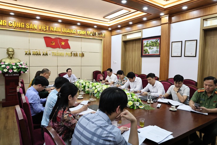 HỘI NGHỊ THẢO LUẬN DỰ THẢO ĐỀ ÁN PHÁT TRIỂN KINH TẾ - XÃ HỘI GIAI ĐOẠN 2026-2030 VÀ ĐẦU TƯ CÔNG TRÊN ĐỊA BÀN XÃ HOÀ XÁ- Ảnh 2.