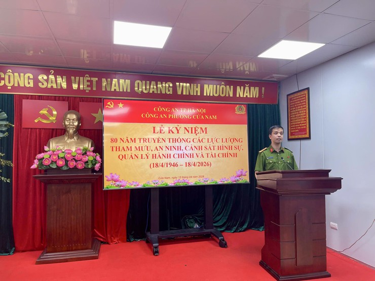 CÔNG AN PHƯỜNG CỬA NAM KỶ NIỆM 80 NĂM TRUYỀN THỐNG CÁC LỰC LƯỢNG – TIẾP NỐI NIỀM TỰ HÀO, VỮNG BƯỚC TƯƠNG LAI- Ảnh 1.
