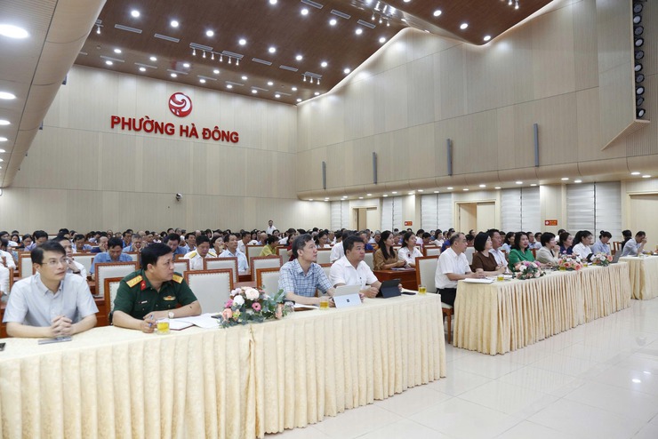 Phường Hà Đông tham gia Hội nghị toàn quốc nghiên cứu, học tập, quán triệt Nghị quyết Hội nghị lần thứ hai, Ban Chấp hành Trung ương Đảng khóa XIV- Ảnh 2.