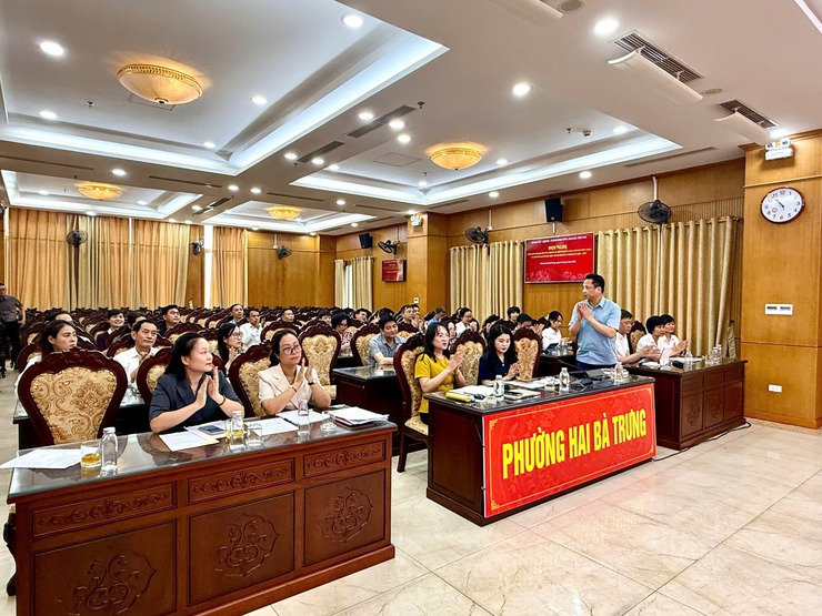 Phường Hai Bà Trưng: Tổ chức Hội nghị triển khai các Nghị quyết của Thường trực HĐND phường.- Ảnh 1.