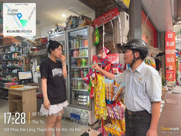 HỘI CỰU CHIẾN BINH PHƯỜNG LÁNG VỚI MÔ HÌNH “TUYẾN PHỐ TỰ QUẢN VỀ TRẬT TỰ ĐÔ THỊ” - Ảnh 2.