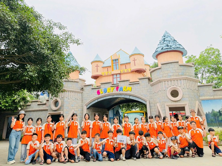 Học sinh trường Tiểu học Thúy Lĩnh rạng rỡ nụ cười trong chuyến tham quan trải nghiệm tại Glory Farm Resort- Ảnh 7.