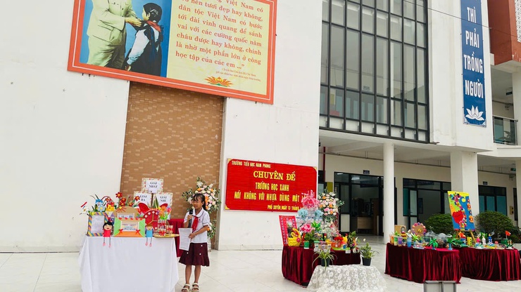 
Ngành Giáo dục xã Phú Xuyên chung tay giảm thiểu rác thải nhựa xây dựng trường học xanh
- Ảnh 6.