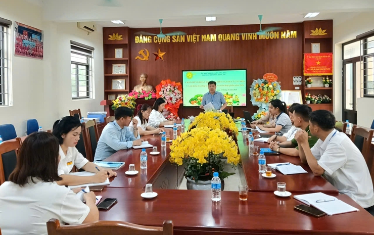 KIỂM TRA AN TOÀN THỰC PHẨM TẠI TRƯỜNG MẦM NON, TIỂU HỌC KIM ĐƯỜNG VÀ ĐÔNG LỖ.- Ảnh 1.