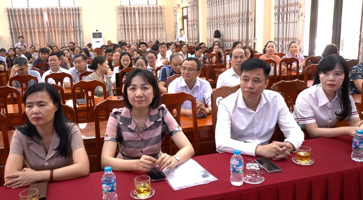 Tập huấn quy chế dân chủ ở cơ sở cho cán bộ 4 xã Thanh Oai, Bình Minh, Tam Hưng, Dân Hoà- Ảnh 4.