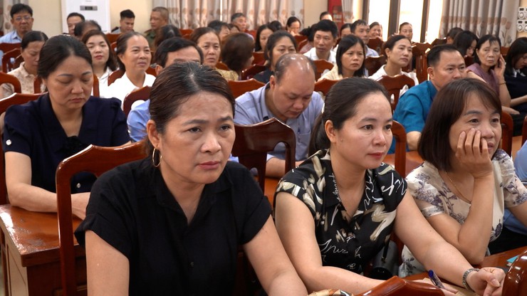 Tập huấn quy chế dân chủ ở cơ sở cho cán bộ 4 xã Thanh Oai, Bình Minh, Tam Hưng, Dân Hoà- Ảnh 6.