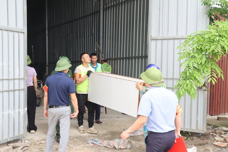 Phú Xuyên cưỡng chế trường hợp vi phạm đất đai tại thôn Nguyên Hanh- Ảnh 6.