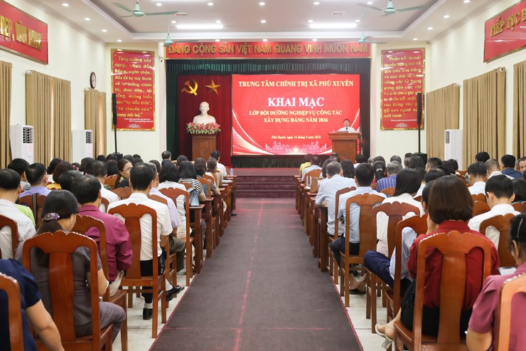 Phú Xuyên Khai giảng lớp Bồi dưỡng nghiệp vụ công tác Đảng năm 2026- Ảnh 3.