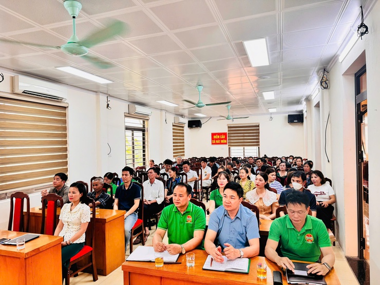 Hội Nông dân xã Hát Môn tổ chức hội nghị tuyên truyền cuộc vận động “Người Việt Nam ưu tiên dùng hàng Việt Nam” năm 2026- Ảnh 3.