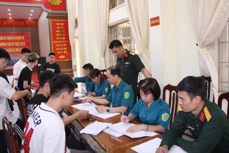 Phú Nghĩa: Nâng cao chất lượng quản lý nguồn lực quốc phòng qua kỳ đăng ký nghĩa vụ quân sự năm 2026- Ảnh 4.