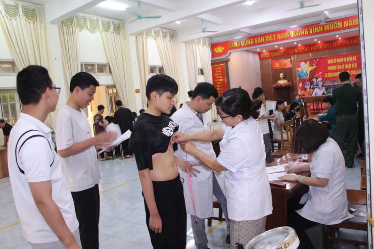 Phú Nghĩa: Nâng cao chất lượng quản lý nguồn lực quốc phòng qua kỳ đăng ký nghĩa vụ quân sự năm 2026- Ảnh 5.