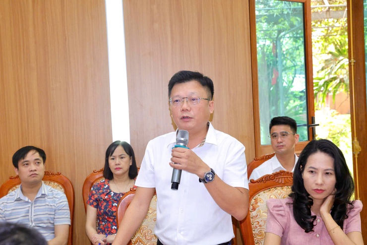 BCH Đảng bộ xã Thư Lâm khóa I, nhiệm kỳ 2025-2030 tổ chức Hội nghị lần thứ Chín
- Ảnh 16.