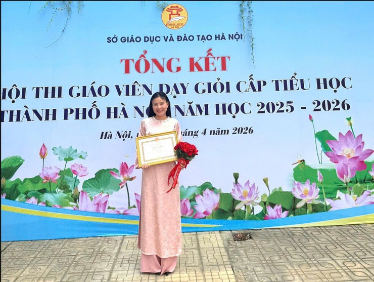  CÔ GIÁO DƯƠNG THỊ KIM CÚC (TRƯỜNG TH CAO DƯƠNG) ĐOẠT GIẢI NHÌ HỘI THI GVDG CẤP TP NĂM HỌC 2025-2026- Ảnh 1.