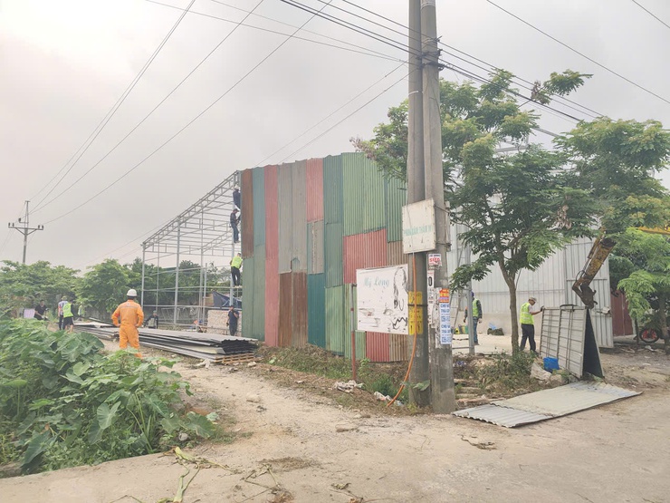 Phú Xuyên cưỡng chế trường hợp vi phạm đất đai tại thôn Nguyên Hanh- Ảnh 12.