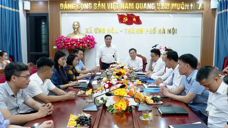 CÔNG BỐ, TRAO QUYẾT ĐỊNH BỔ NHIỆM LÃNH ĐẠO BAN QUẢN LÝ DỰ ÁN ĐẦU TƯ - HẠ TẦNG XÃ ỨNG HÒA.- Ảnh 2.