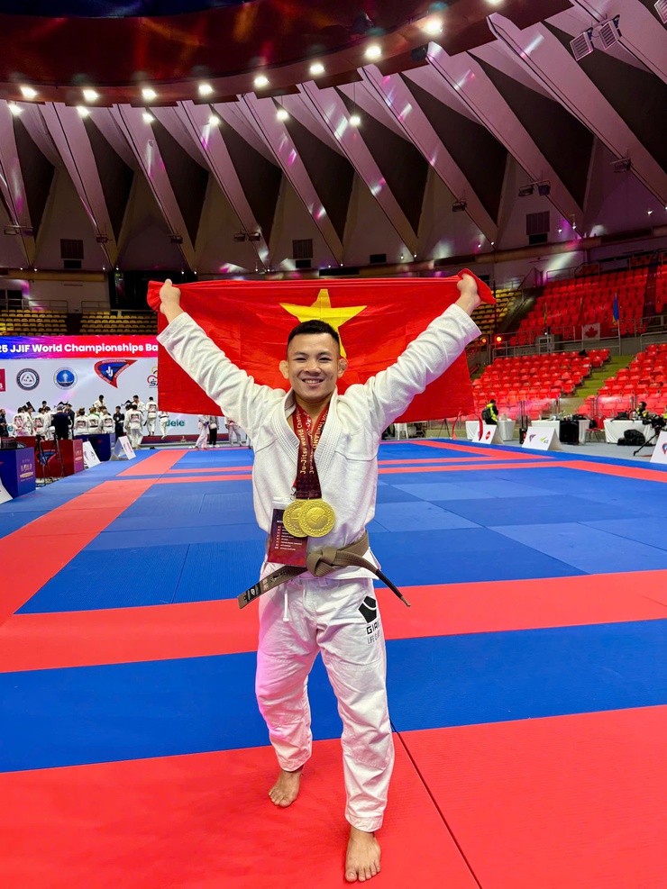 Phường Thanh Liệt: Người con quê hương Triều Khúc – võ sĩ Jujitsu Đào Hồng Sơn vinh dự nhận Huân chương Lao động hạng Nhất- Ảnh 6.