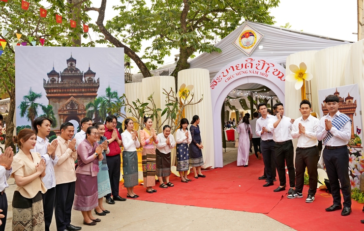 TRƯỜNG HỮU NGHỊ 80 TỔ CHỨC ĐÓN TẾT BUN PI MAY 2026 CHO LƯU HỌC SINH LÀO- Ảnh 5.