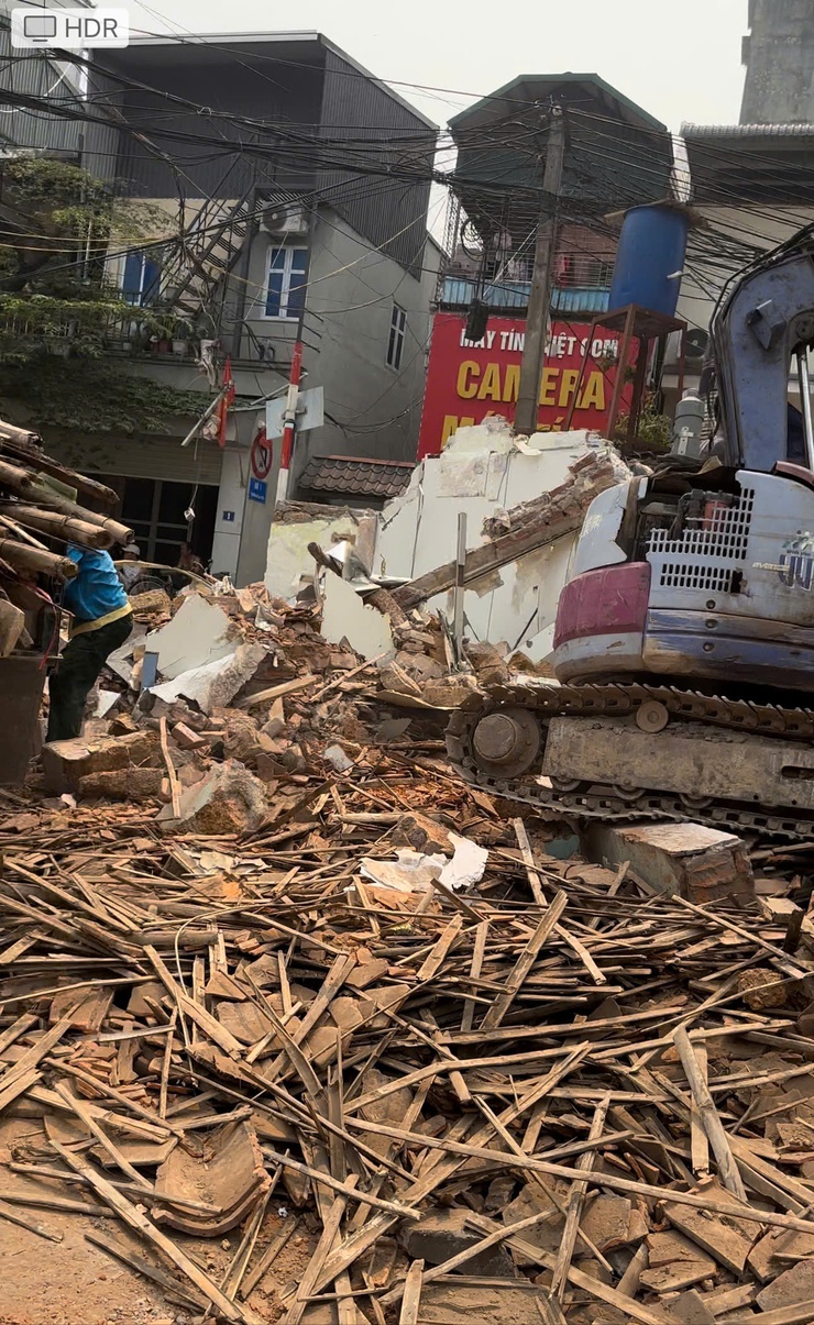 THẠCH THẤT: NGƯỜI DÂN CHỦ ĐỘNG THÁO DỠ TÀI SẢN, BÀN GIAO MẶT BẰNG THỰC HIỆN DỰ ÁN CẢI TẠO, NÂNG CẤP ĐƯỜNG TỈNH 420- Ảnh 5.