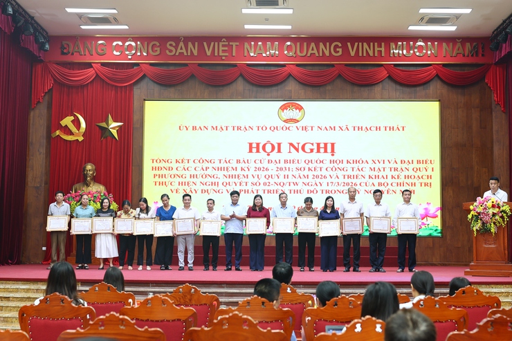 ỦY BAN MTTQ VIỆT NAM XÃ THẠCH THẤT TỔNG KẾT CÔNG TÁC BẦU CỬ; SƠ KẾT CÔNG TÁC MẶT TRẬN QUÝ I, TRIỂN KHAI NHIỆM VỤ QUÝ II NĂM 2026 VÀ QUÁN TRIỆT NGHỊ QUYẾT SỐ 02-NQ/TW- Ảnh 9.