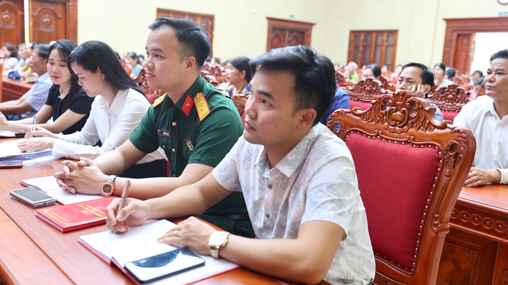 THẠCH THẤT TIẾP SÓNG HỘI NGHỊ TOÀN QUỐC NGHIÊN CỨU, HỌC TẬP, QUÁN TRIỆT VÀ TRIỂN KHAI THỰC HIỆN NGHỊ QUYẾT HỘI NGHỊ LẦN THỨ HAI BAN CHẤP HÀNH TRUNG ƯƠNG ĐẢNG KHÓA XIV- Ảnh 3.