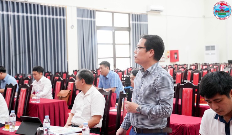 HỘI NGHỊ LÀM VIỆC VỀ NHIỆM VỤ QUY HOẠCH CHUNG XÃ HƯNG ĐẠO- Ảnh 2.