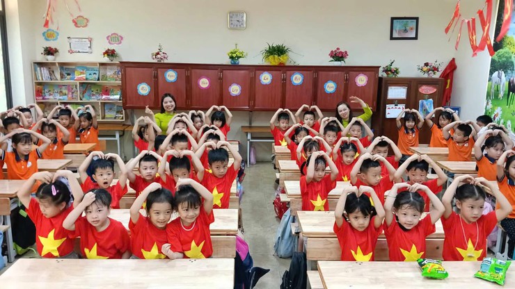 HOẠT ĐỘNG THAM QUAN TRƯỜNG TIỂU HỌC CỦA CÁC BÉ 5 TUỔI TRƯỜNG MẦM NON ĐẠI ĐỒNG - Ảnh 5.