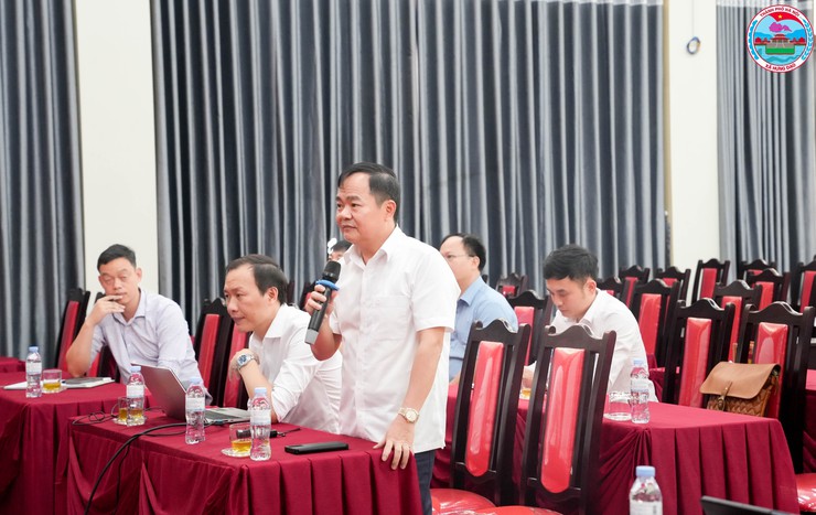 HỘI NGHỊ LÀM VIỆC VỀ NHIỆM VỤ QUY HOẠCH CHUNG XÃ HƯNG ĐẠO- Ảnh 5.