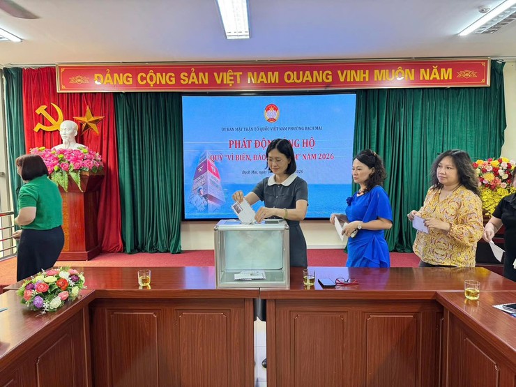 Ủy ban MTTQ Việt Nam phường Bạch Mai phát động ủng hộ Quỹ "Vì biển, đảo Việt Nam" năm 2026- Ảnh 5.