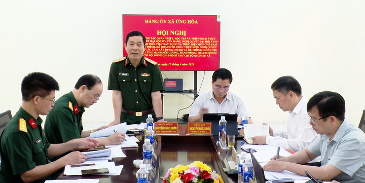 KIỂM TRA VIỆC TRIỂN KHAI NGHỊ QUYẾT TẠI CHI BỘ BAN CHỈ HUY QUÂN SỰ XÃ ỨNG HOÀ.- Ảnh 2.
