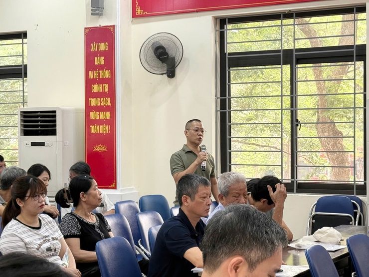 Phường Khương Đình tổ chức Hội nghị đối thoại về dự thảo phương án bồi thường, hỗ trợ, tái định cư dự án đường Vành đai 2,5- Ảnh 5.