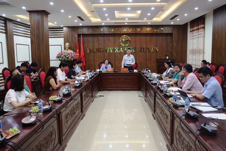 Hội Nông dân thành phố Hà Nội làm việc với Hội Nông dân xã Phú Xuyên- Ảnh 1.