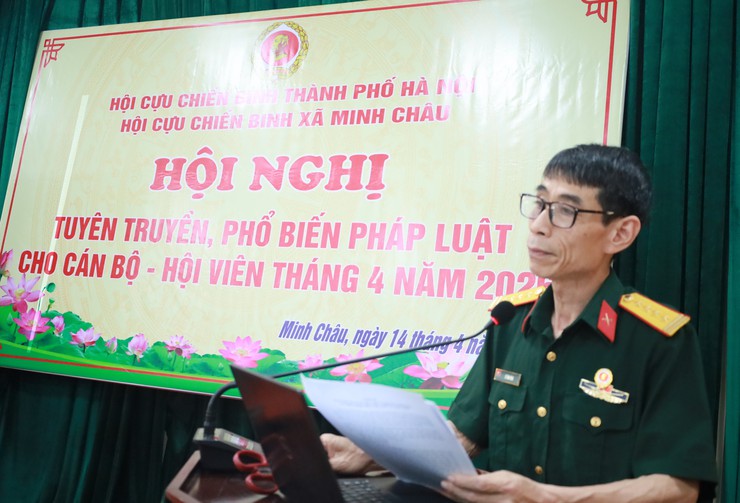 Hơn 100 cán bộ, hội viên Hội Cựu chiến binh xã Minh Châu tham dự hội nghị tuyên truyền, phổ biến pháp luật năm 2026.- Ảnh 3.