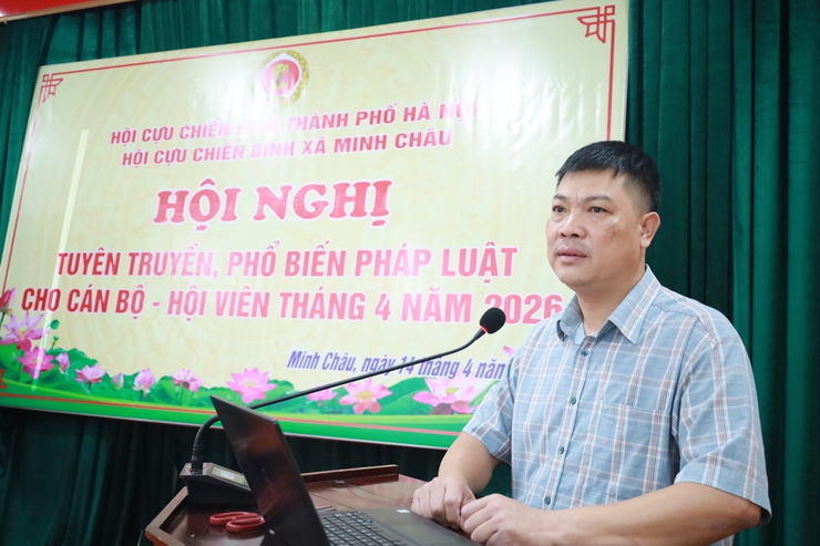 Hơn 100 cán bộ, hội viên Hội Cựu chiến binh xã Minh Châu tham dự hội nghị tuyên truyền, phổ biến pháp luật năm 2026.- Ảnh 1.