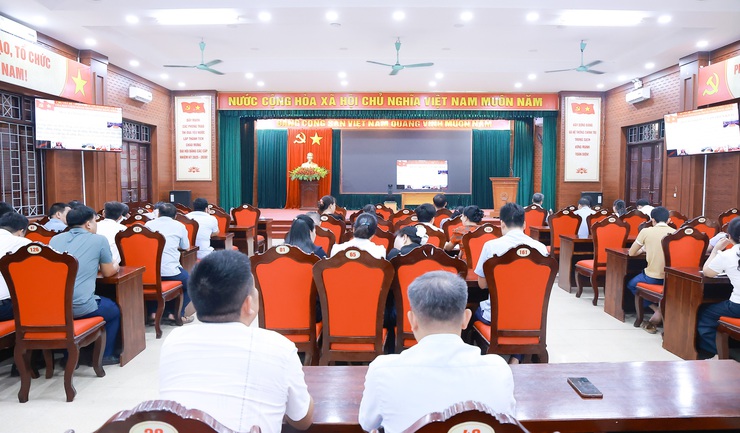 Hội nghị toàn quốc nghiên cứu, học tập, quán triệt và triển khai thực hiện Nghị quyết Hội nghị lần thứ hai Ban Chấp hành Trung ương Đảng khóa XIV- Ảnh 1.