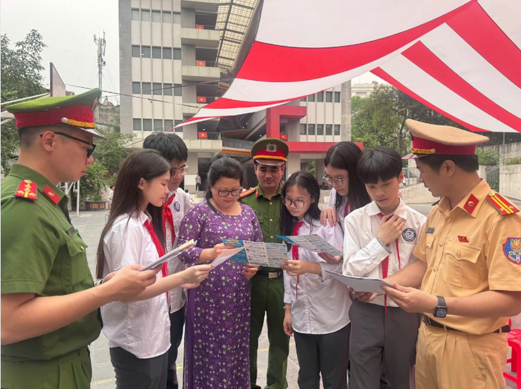 Tây Hồ: Tăng cường tuyên truyền phòng, chống xâm hại tình dục trẻ em trong kỷ nguyên số- Ảnh 2.