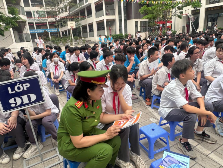 Tây Hồ: Tăng cường tuyên truyền phòng, chống xâm hại tình dục trẻ em trong kỷ nguyên số- Ảnh 3.