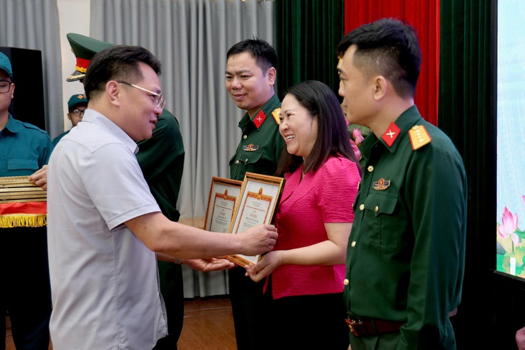 PHƯỜNG HỒNG HÀ TỔ CHỨC HỘI NGHỊ TỔNG KẾT 
CÔNG TÁC TUYỂN CHỌN, GỌI CÔNG DÂN NHẬP NGŨ VÀ THỰC HIỆN NGHĨA THAM GIA VỤ CAND NĂM 2026- Ảnh 3.