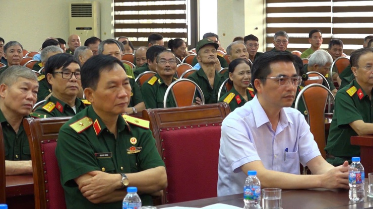 Tọa đàm, học tập mô hình kinh tế trang trại, gia trại của Cựu Chiến binh- Ảnh 1.