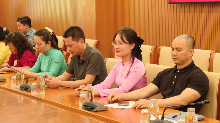 UBND XÃ THANH TRÌ CÔNG BỐ VÀ TRAO QUYẾT ĐỊNH VỀ CÔNG TÁC CÁN BỘ- Ảnh 3.