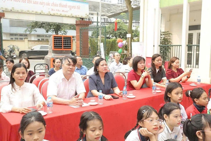 Trường Mầm non Cổ Nhuế 2 tổ chức Chuyên đề cấp Phường “English Explorers - Hành trình trải nghiệm tiếng Anh cho bé”
- Ảnh 1.