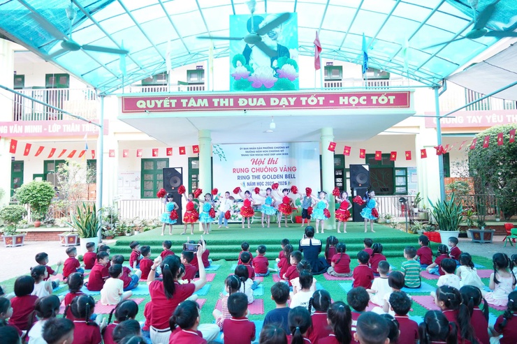 Trường mầm non Chương Mỹ tổ chức Hội thi “Rung chuông vàng” tiếng Anh sôi nổi, bổ ích- Ảnh 2.
