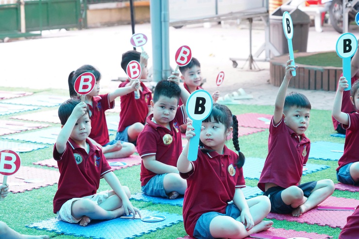 Trường mầm non Chương Mỹ tổ chức Hội thi “Rung chuông vàng” tiếng Anh sôi nổi, bổ ích- Ảnh 4.