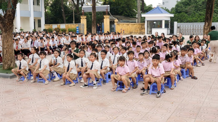 TRƯỜNG TIỂU HỌC THƯ LÂM TỔ CHỨC CHƯƠNG TRÌNH CHÀO MỪNG CÁC BÉ LỚP MẪU GIÁO LỚN TRƯỜNG MẦM NON LÂM TIÊN ĐẾN THAM QUAN, TRẢI NGHIỆM- Ảnh 4.